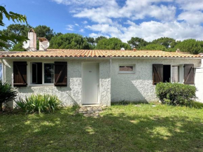 Maison de vacances rénovée à La Palmyre - 2 chambres, proche mer et commerces, patio privé. - FR-1-705-72
